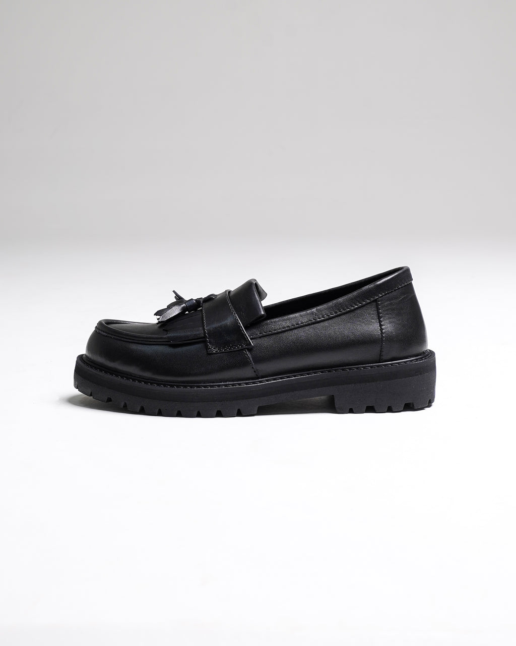 VELUXE CHUNKY TASSEL LOAFERS